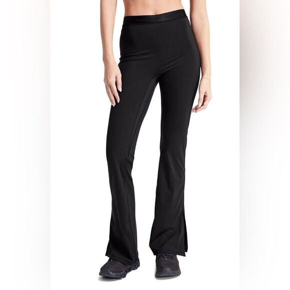 BANDIER Sport Logo Slit Flare Leggings Black Size Medium - Picture 1 of 12